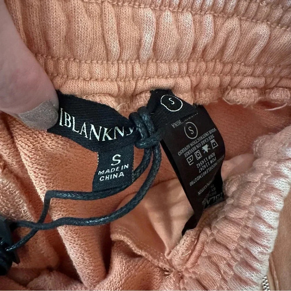 BLANKNYC Power Hour Sweatpants Acid Wash Salmon French Terry Jogger Sz S NWT - Picture 4 of 8